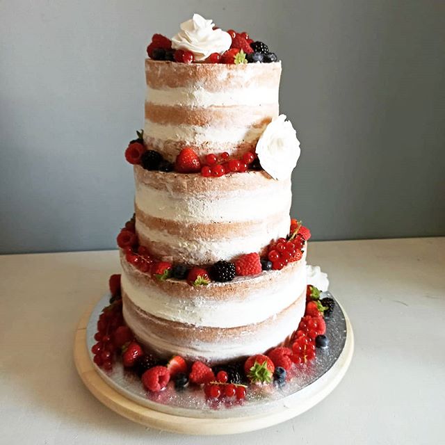 Naked cake bruidstaart